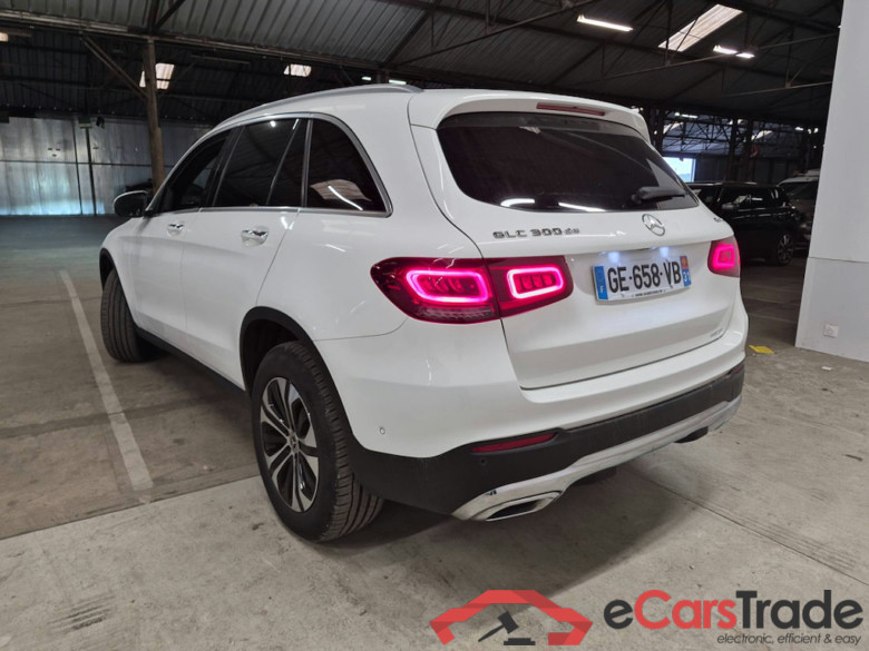 Mercedes GLC 300de Plug-In Hybrid 4Matic Aut. Pano LED Widescreen ACC Navi 1/2 Sport-Leather KeylessGo Camera 360 Klima PDC ... #4