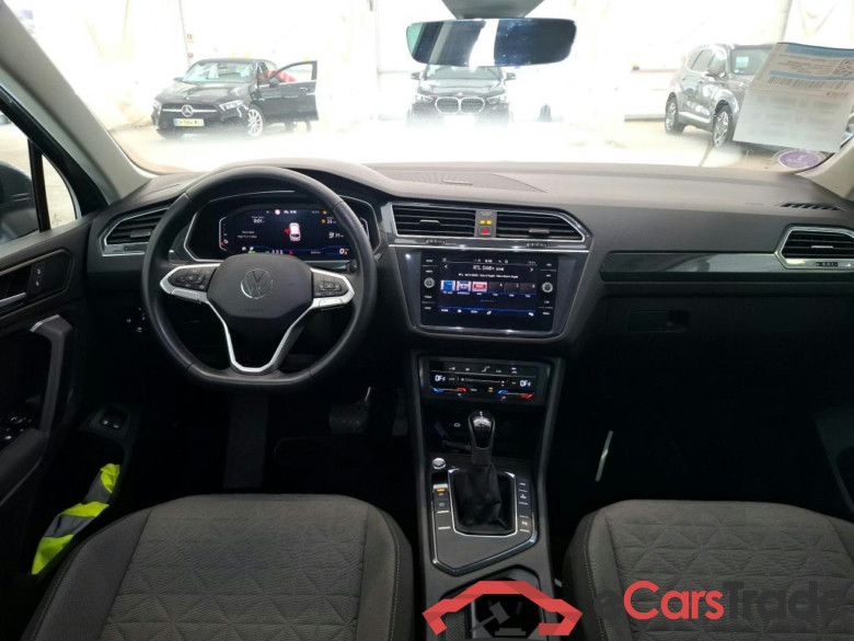 VOLKSWAGEN Tiguan / 2020 / 5P / SUV 1.4 eHybrid 245 DSG6 Life Business #6