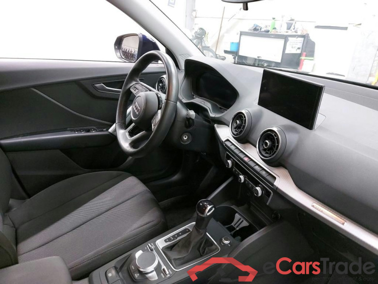 Audi Q2 30 TDi Aut. LED Virtual Navi Camera Klima PDC ... #5