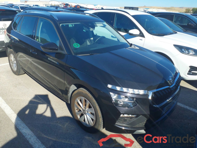 SKODA Kamiq 1.0 TSI 85 kW (115 CV) Manual 6 vel. Selection(Winterpack) #1