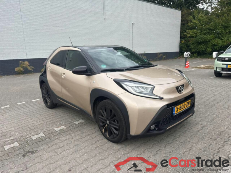 TOYOTA Aygo X 1.0 VVT-i MT Premium #2