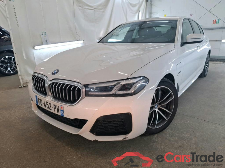 BMW Série 5 / 2020 / 4P / Berline 545e xDrive 394ch M Sport BVA8 #2
