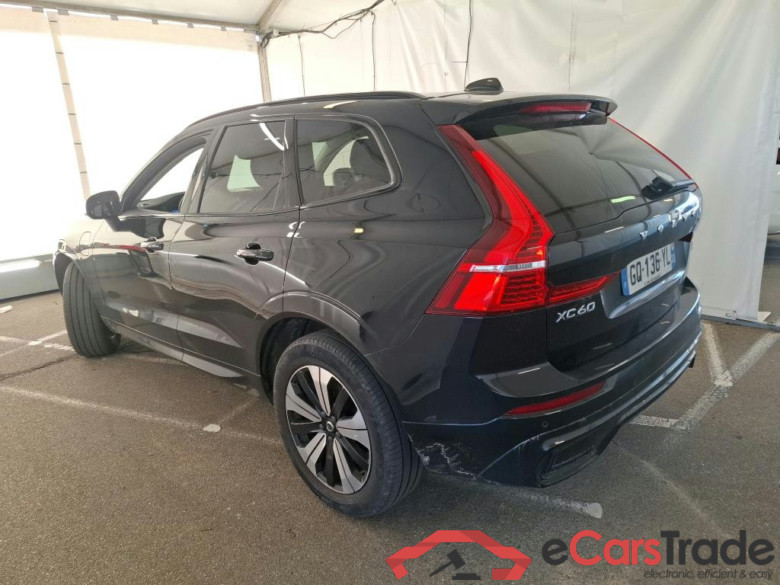VOLVO XC60 / 2021 / 5P / SUV Recharge T6 350 GT 8 Plus Style Dark #3