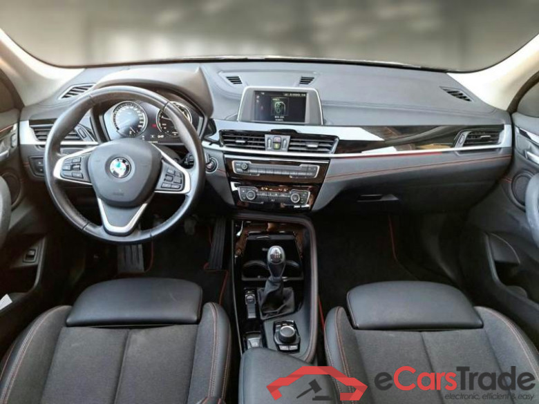BMW X1 / 2019 / 5P / SUV SDRIVE 18I SPORT #3