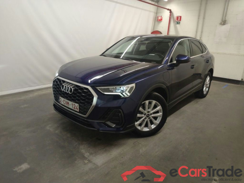Audi Q3 Sportback 45 TFSI e S tronic 5d #1