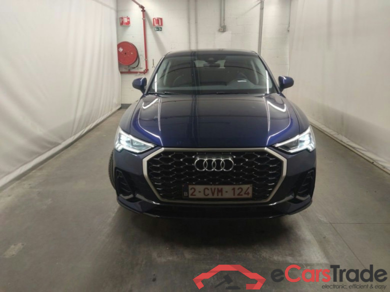 Audi Q3 Sportback 45 TFSI e S tronic 5d #5