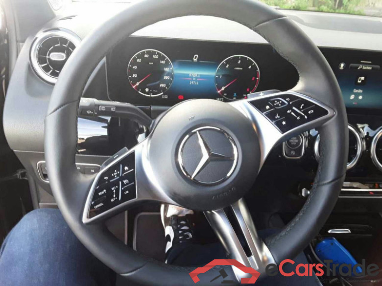 Mercedes-Benz GLA (BM 247)(02.2020->) DE - SUV5 GLA 200 d EU6e, Progressive, (Facelift) 2024 - 2026 #4
