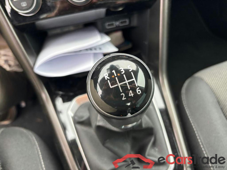 VOLKSWAGEN T-Roc 1.0 TSI Style #5