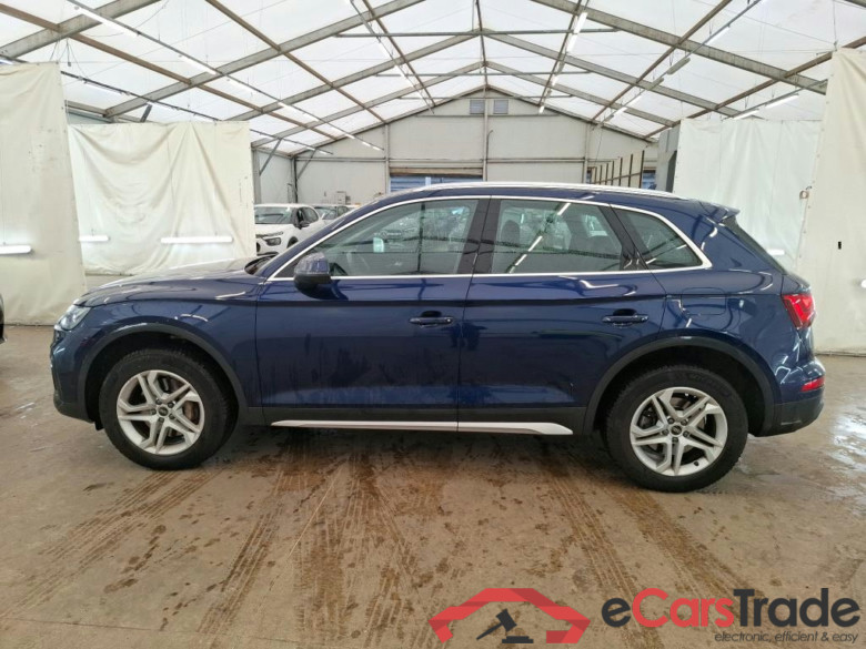 AUDI Q5 / 2020 / 5P / SUV 50 TFSI e 299 QTT S TRO 7 BUSINESS EXE #4