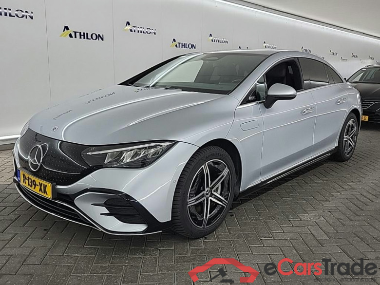 MERCEDES-BENZ EQE 300 AMG Line auto 4D 180kW Athlon Edition #1