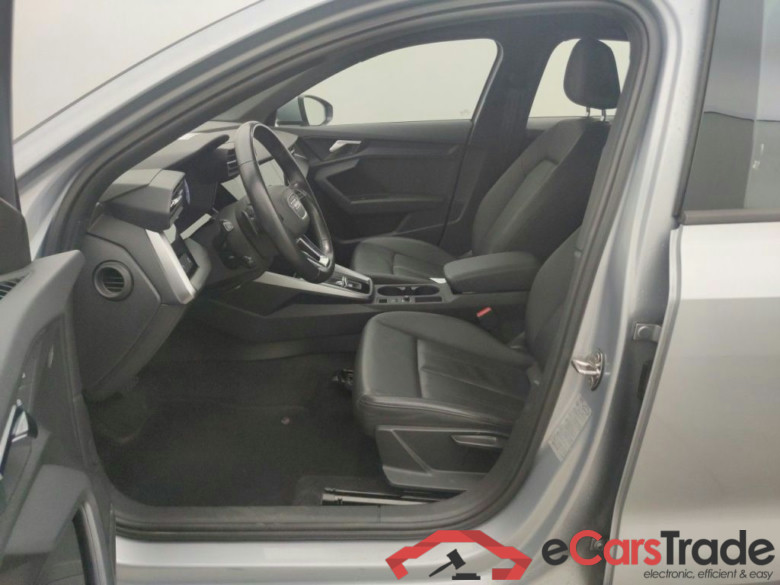 Audi A3 Sportback 2.0 35 TDi 110kW S tronic 5d #3
