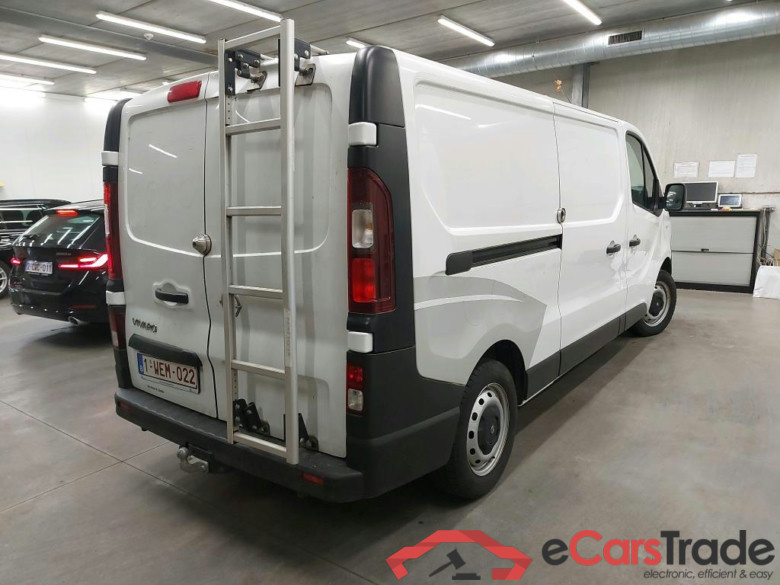 OPEL - OPE VIVARO CDTI 122PK L2H1 Business Premium Edition & Towing Hook & Rear Park Sensors #2