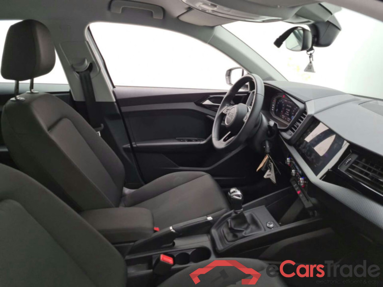 AUDI A1 SPORTBACK 25 TFSI ATTRACTION #3