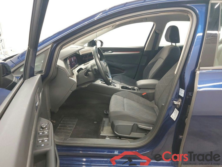 Volkswagen Golf VIII 1.0 eTSI 81kW Life Business DSG 5d #3