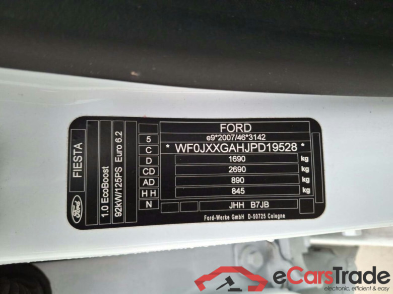FORD Fiesta 1.0 EcoB.Hy. Tit. #4