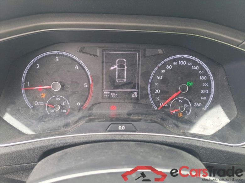 VOLKSWAGEN T-Roc / 2017 / 5P / todoterreno Advance 2.0 TDI 110kW (150CV) DSG (AC2) #4