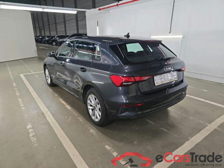 Audi A3 Sportback A3 Sportback 1.0 30 TFSi Attraction 81kW/110pk  5D/P Man-6 (4 seizoenen Banden) - CO2 indicatief #3