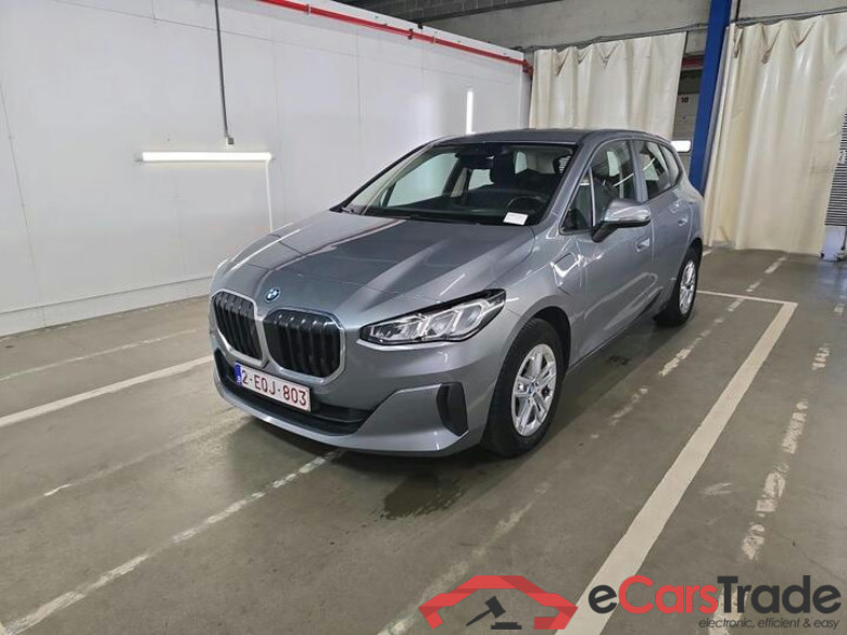BMW 2 Reeks Active Tourer 2 Reeks Active Tourer 225e xDrive (PHEV) 180kW/245pk  5D/P Auto-7 - CO2 onvolledig #1