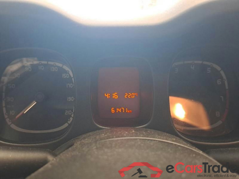 FIAT PANDA / 2011 / 5P / BERLINA 0.9 TWINAIR TURBO NATURAL POWER EASY #4