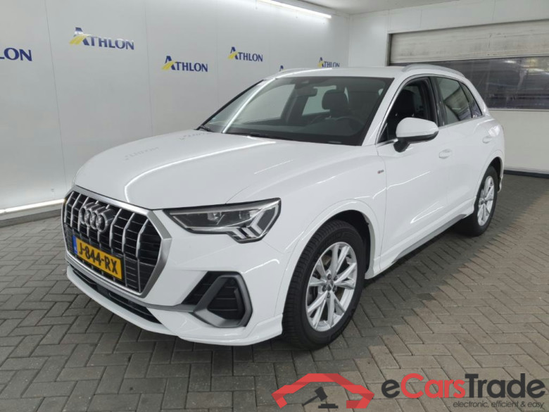 AUDI Q3 35 TFSI S edition 5D 110kW