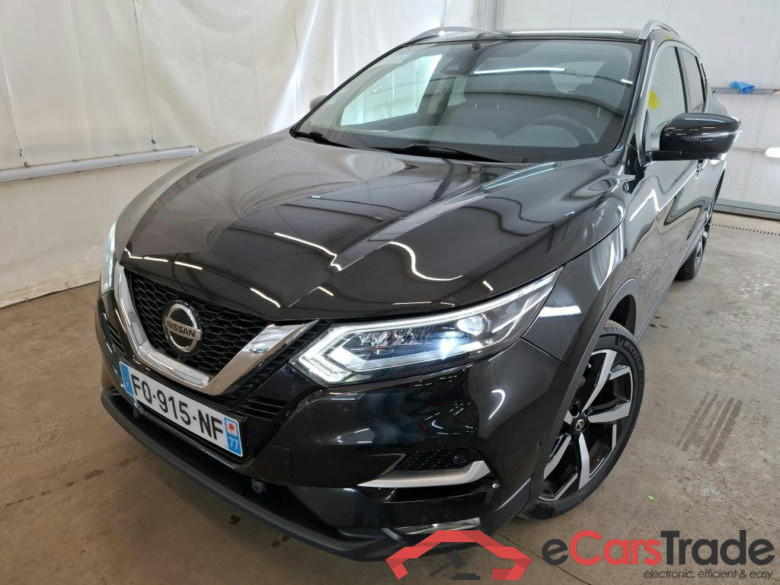 NISSAN Qashqai / 2017 / 5P / Crossover 1.3 DIG-T 160 DCT Tekna