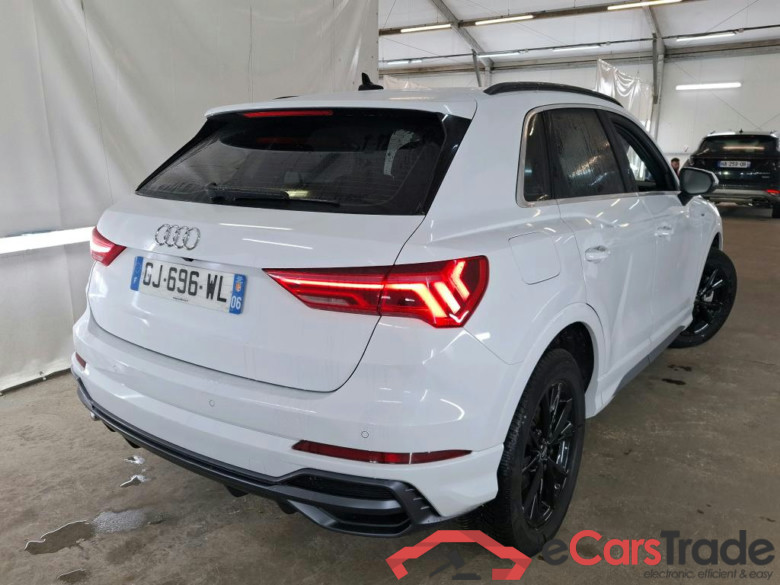 AUDI Q3 / 2018 / 5P / SUV 45 TFSI E 245 S TRONIC S LINE #6