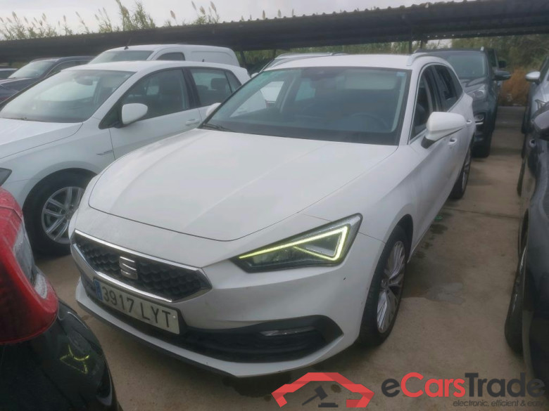 SEAT Nuevo León / 2020 / 5P / familiar SP 1.5 eTSI 110kW DSG S&S Xcellence Go L