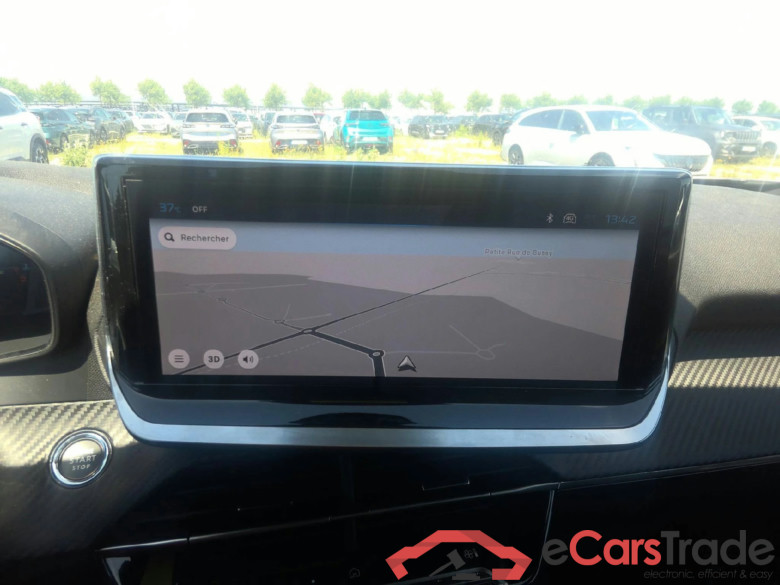 Peugeot 2008 Allure 1.2 100 S&S BVM6 #5