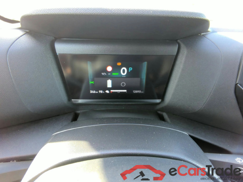 Citroen C4 X Plus e-C4 X 136 ch autonomie confort #6