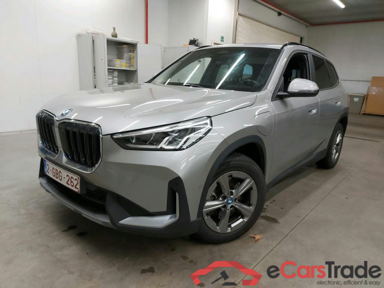 BMW - BMW X1 xDrive25e 245PK Pack Travel & Heated Veganza Seats & Harman Kardon & Electric Foldable Trailer Hook * HYBRID *