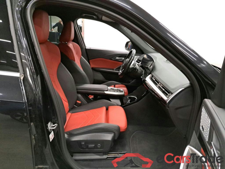 BMW I - BMW IX1 xDrive30 313PK M Sport & Premium & Comfort With Active & Heated Fr Seats & Steering Wheel & Driving Assistant Plus & Harman Kardon &  Trailer Hook  * ELECTRIC *  ***   REGISTRATION  26/09/2023 *** #3