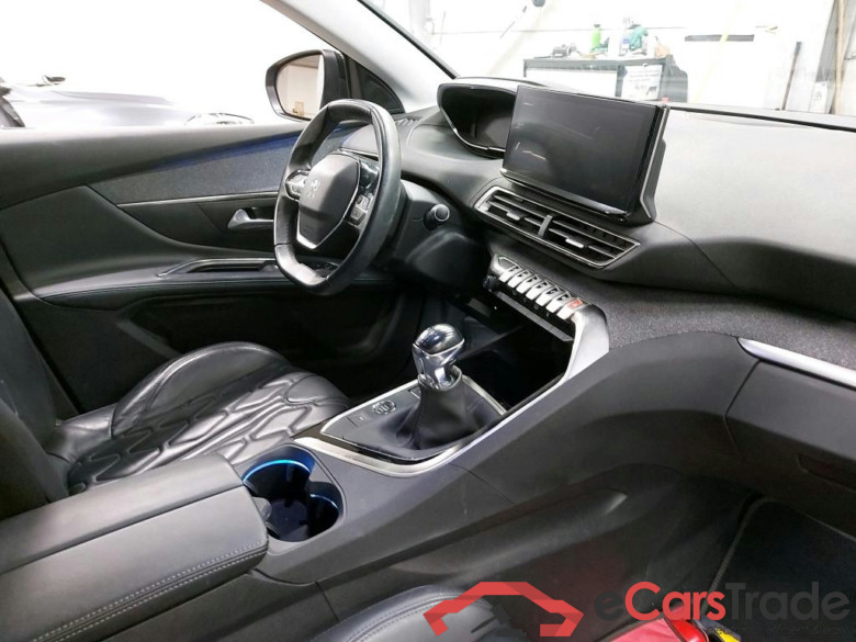 PEUGEOT - PEU 5008 1.2 PureTech 130PK Allure With Nappa Leather & Towing Hook  * PETROL * #3