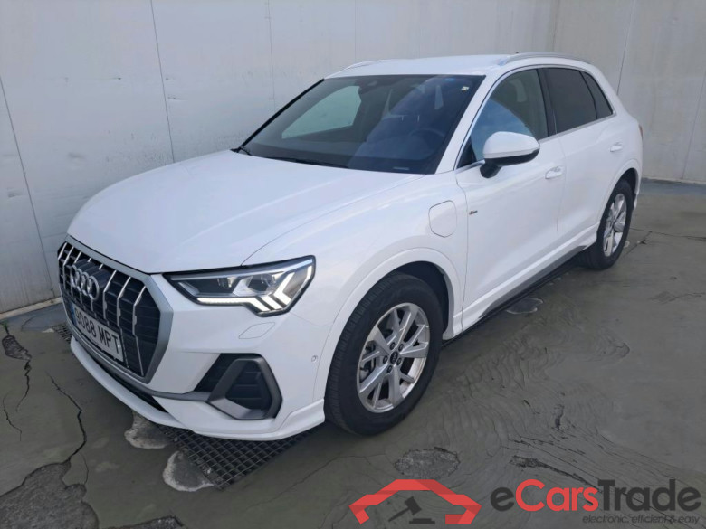 Q3 45 TFSI e S line 1.4 TFSI 245CV AT6 E6d #1