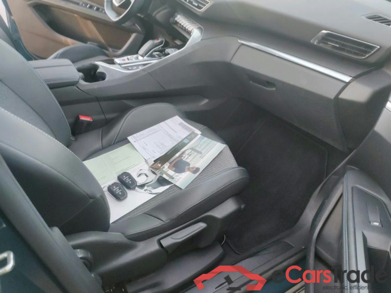 PEUGEOT 3008 Hybrid / 2020 / 5P / todoterreno 225 e-EAT8 Allure #6