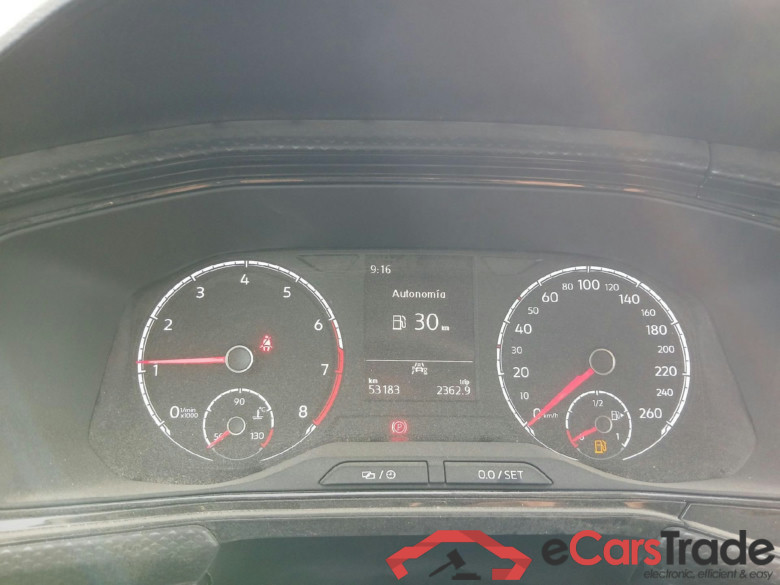 VOLKSWAGEN T-Cross / 2018 / 5P / todoterreno Advance 1.0 TSI 81kW (110CV) #4