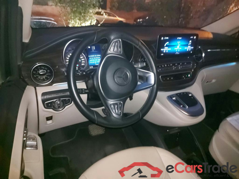 MERCEDES-BENZ Clase V / 2014 / 5P / monovolumen 220 d Avantgarde Largo #3