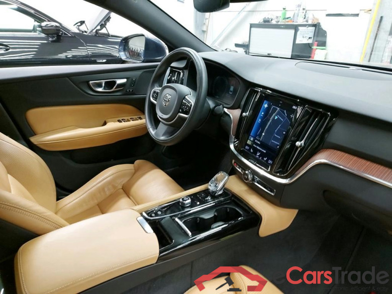 VOLVO - VOL S60 T8 Recharge 392PK  Geartronic Inscription With Ventilated Nappa Leather & Winter & Driving Assistance & Park Assist Pack & Electric Sunroof  * HYBRID * #3