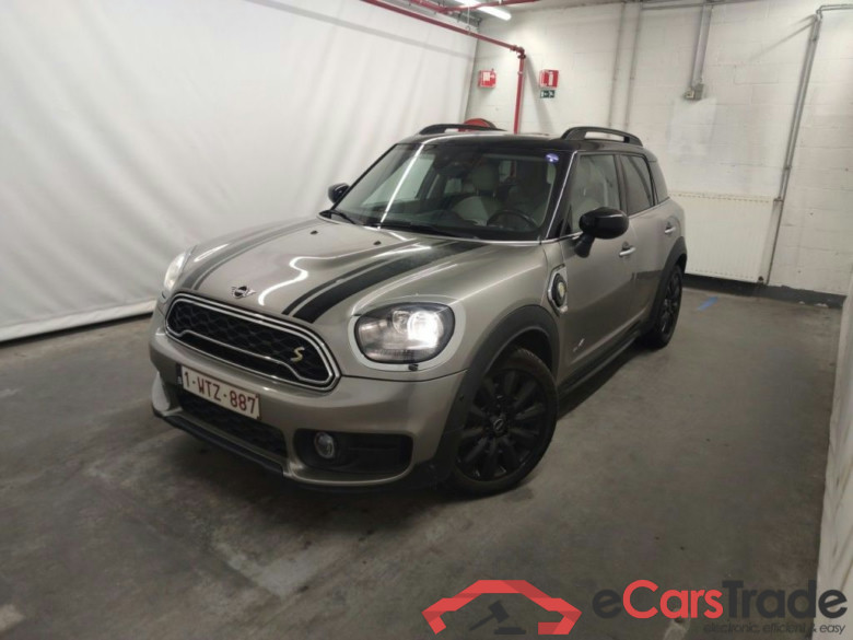 Mini Countryman Cooper S E ALL4 AT 5d