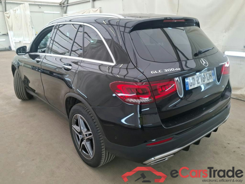 MERCEDES-BENZ GLC / 2019 / 5P / SUV 2.0 GLC 300 DE AMG LINE 4MATIC #2