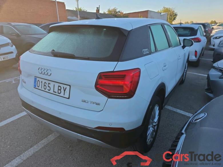 AUDI Q2 / 2016 / 5P / todoterreno Design 30 TFSI 85kW (116CV) #2