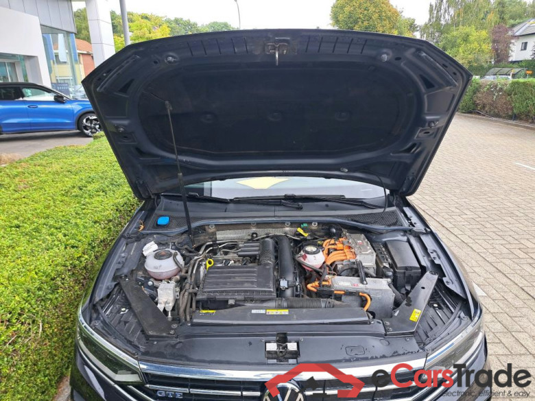 VOLKSWAGEN PASSAT VARIANT GTE - 2020 1.4 TSI PHEV GTE Business DSG #4