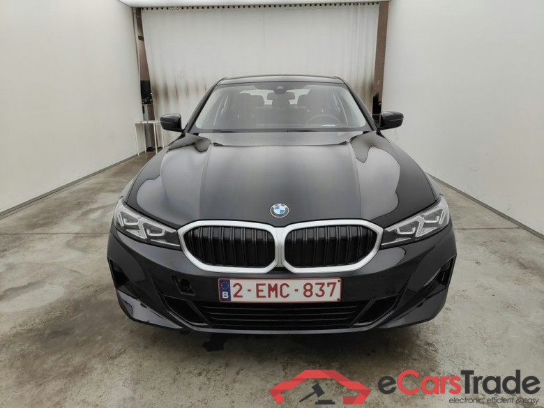 BMW 3 Reeks Berline 318iA (115 kW) 4d #5