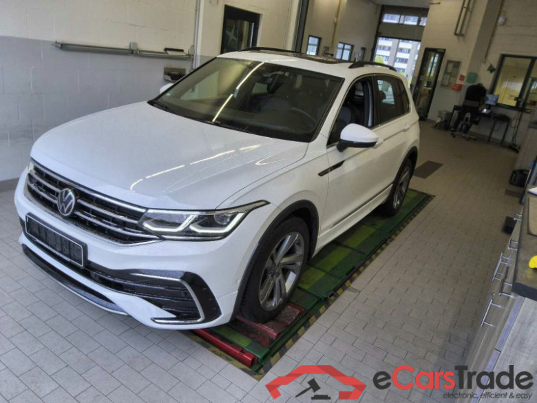 Volkswagen Tiguan (nicht gemeldeter Unfallschaden s. Bilder und KV) DE - SUV5 1.5 TSI BMT/Start-Stopp EU6d, R-Line OPF, (Facelift) 2020 - 2023