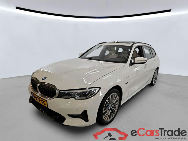 BMW 3-serie Touring 135 kW #1