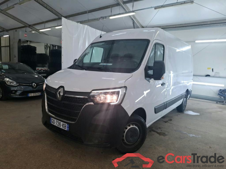 RENAULT Master  2019  4P Fourgon tôlé FG Tr CF F3300 L2H2 Blue dCi 135