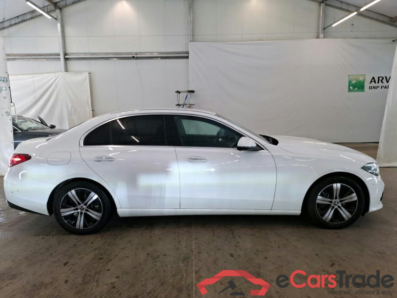 MERCEDES-BENZ Classe C Berline / 2021 / 4P / Berline C 220 d Business Line 4Matic #6