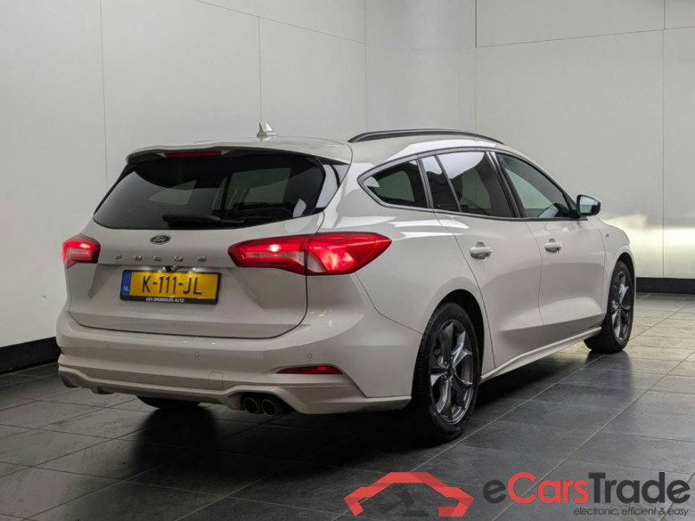 FORD Focus wagon 1.5 EcoB. ST L. XBns #3