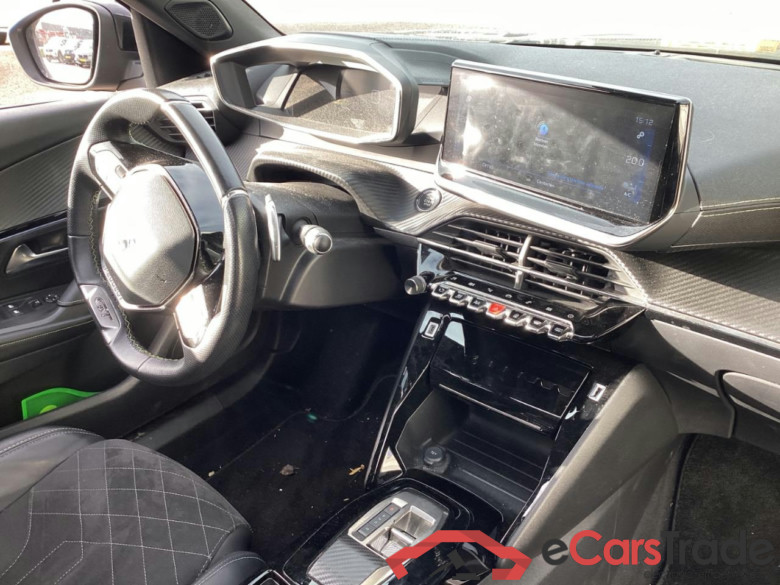 PEUGEOT 2008 1.2 PureTech GT Pack #5
